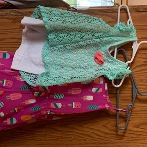 3t shirt and purple jumper